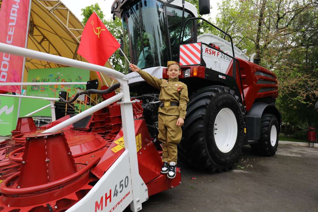 С 3 по 9 мая Ростсельмаш провел мероприятия, посвященные празднованию 78-й годовщины Победы в Великой Отечественной войне